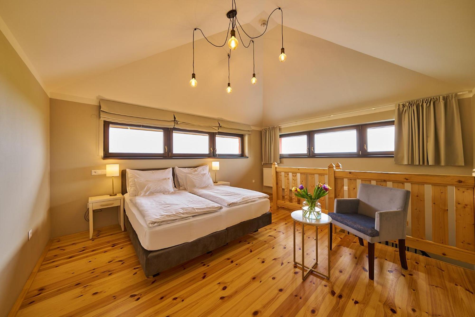 Wellness Hotel Queens Marianske Lazne Exterior photo